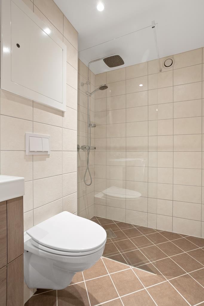 Varmtvann er inkl. i felleskostnadene. Galleribilde