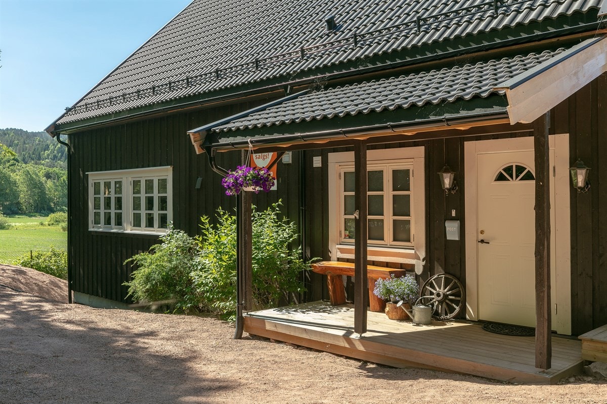 Boligen er vesentlig påkostet i senere tid - Påbygget i 2015 Galleribilde