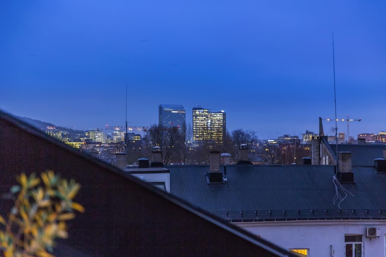 Flott utsikt fra terrassen mot Oslo sentrum Galleribilde