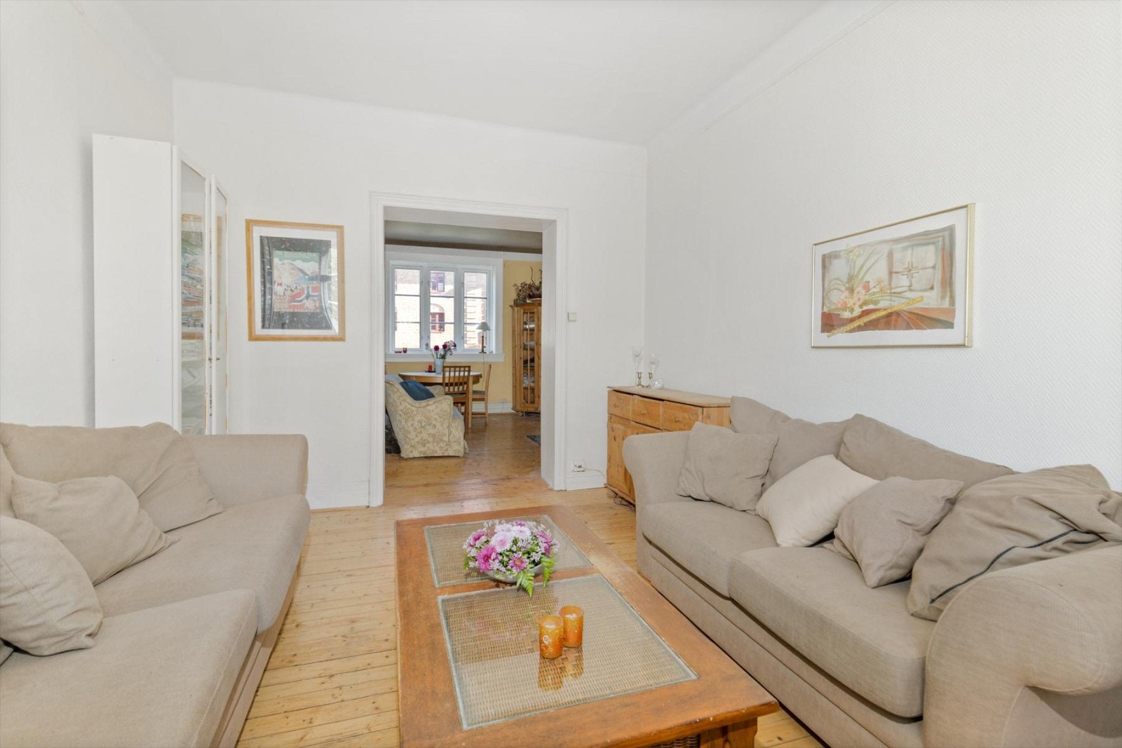 Gjennomgående leilighet med godt innslipp av lys Galleribilde