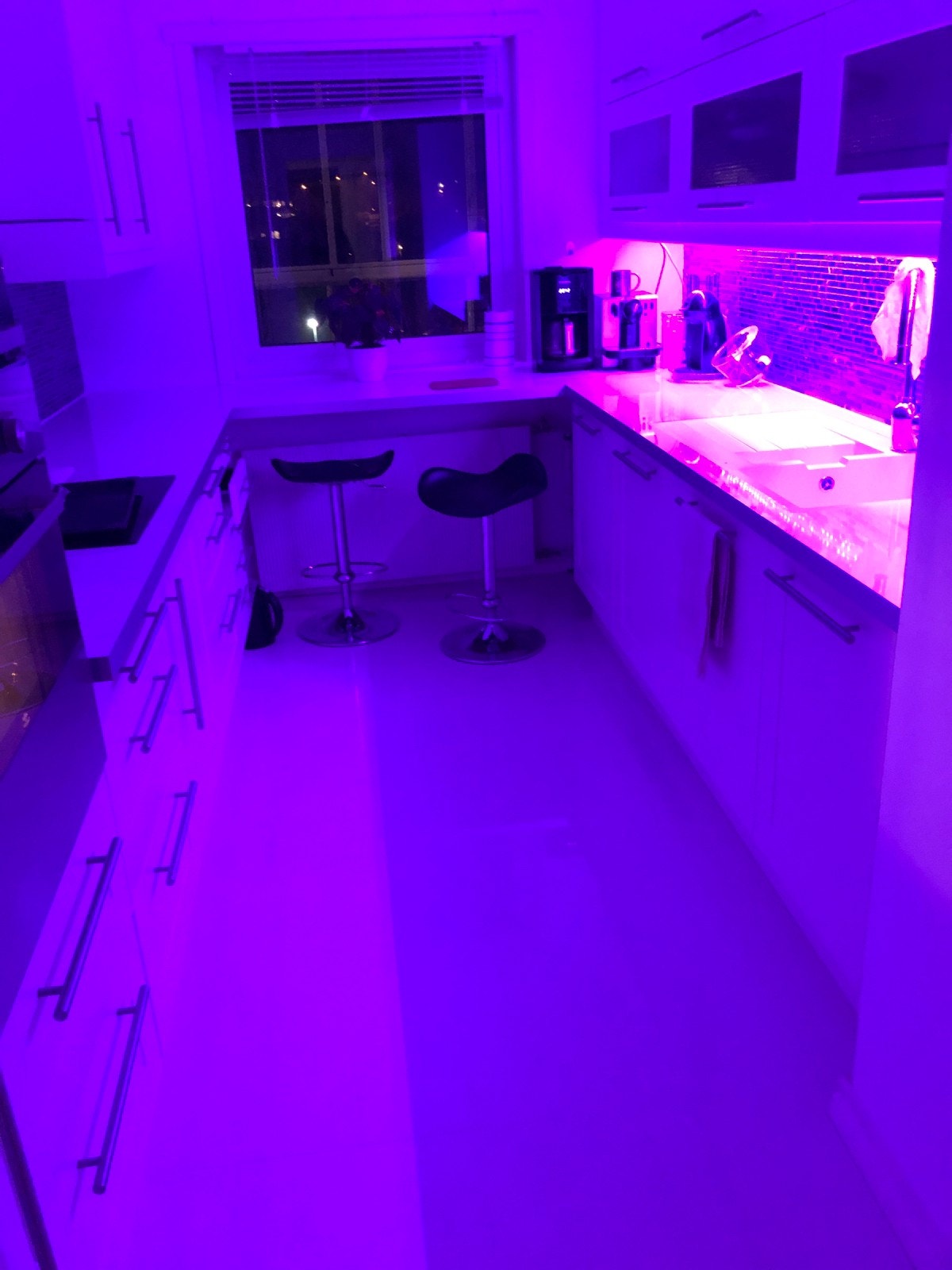 Kjøkken med LED lys Galleribilde