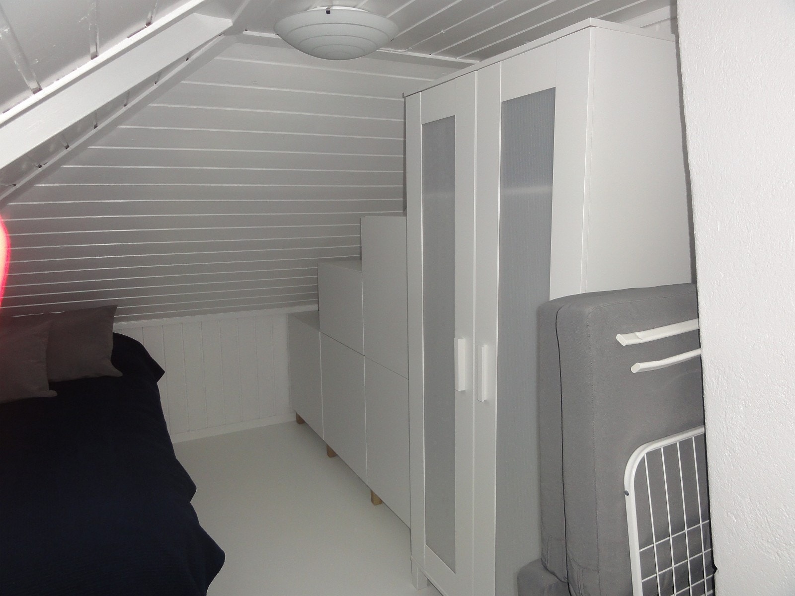 Skap og skuffer soverom #1 Galleribilde