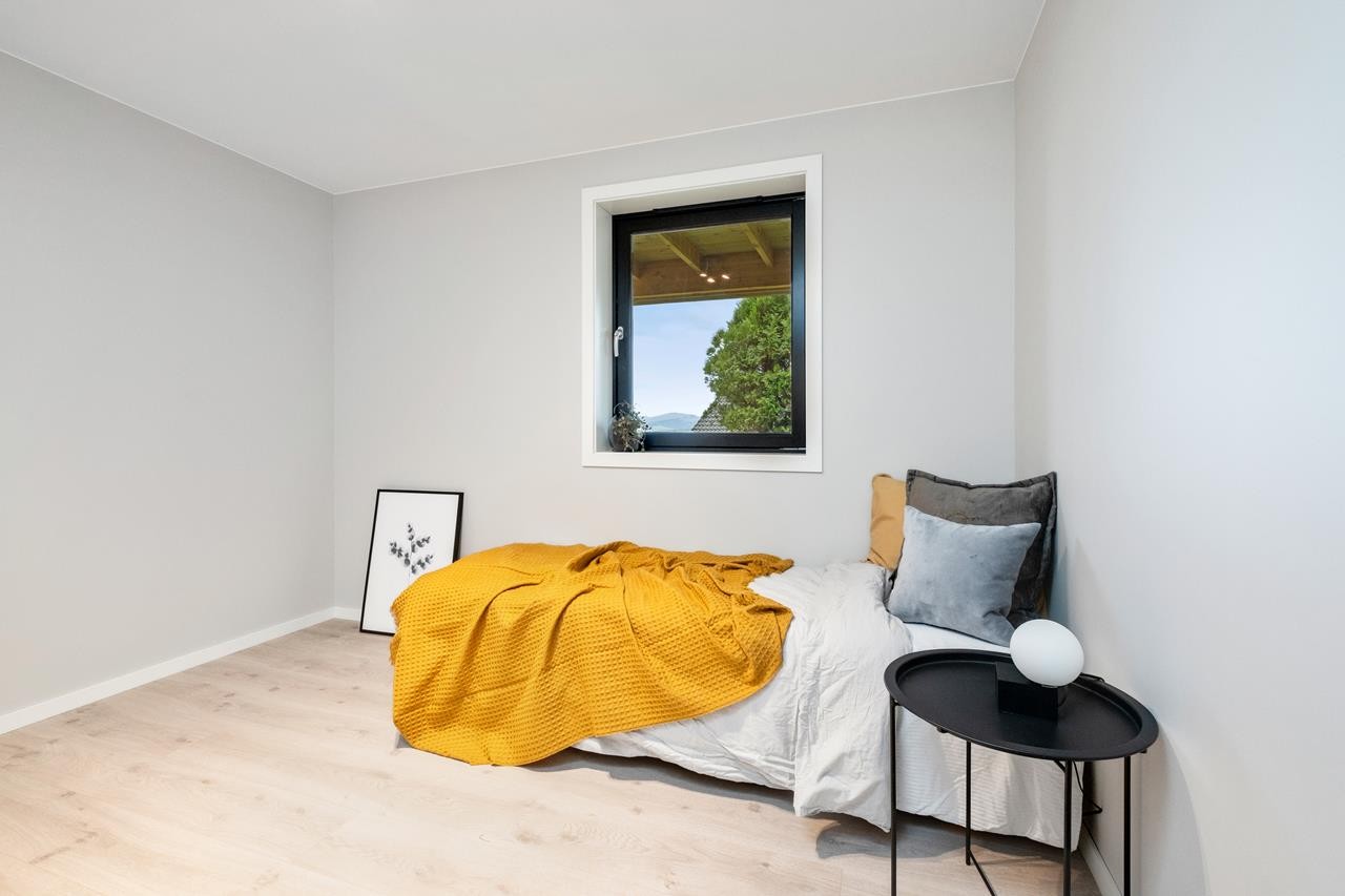 Soverom 2 i underetasje. Galleribilde