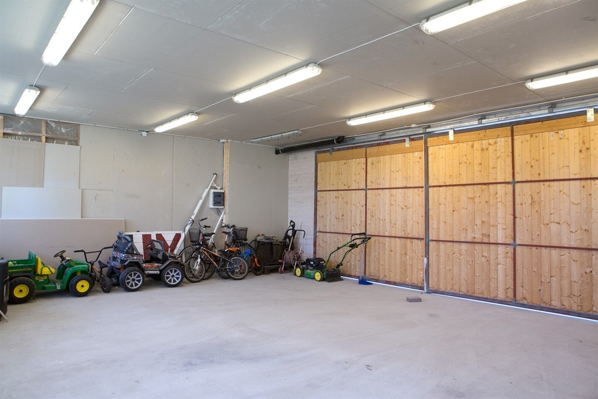 Garasje/verksted - interiør Galleribilde