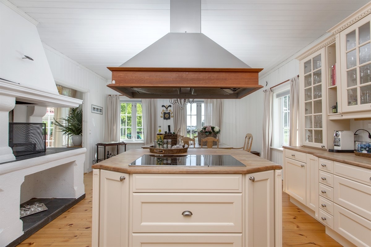 Hovedhus - kjøkken Galleribilde