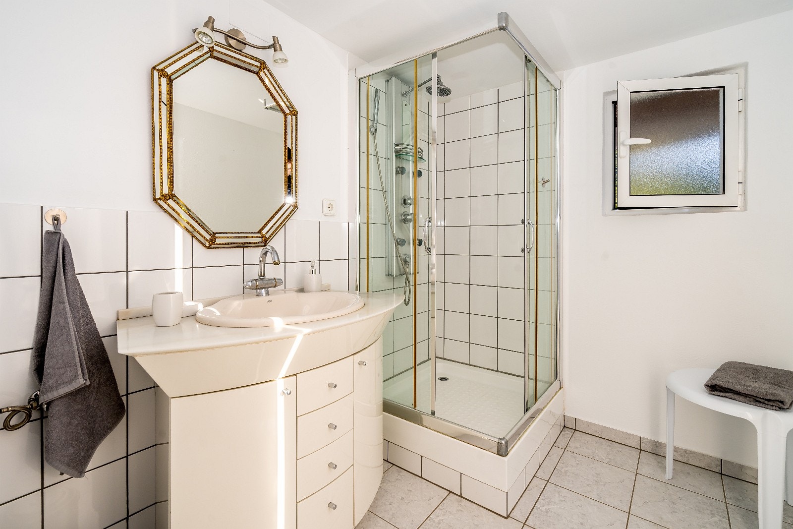 Bad 3, andre etg med wc Galleribilde