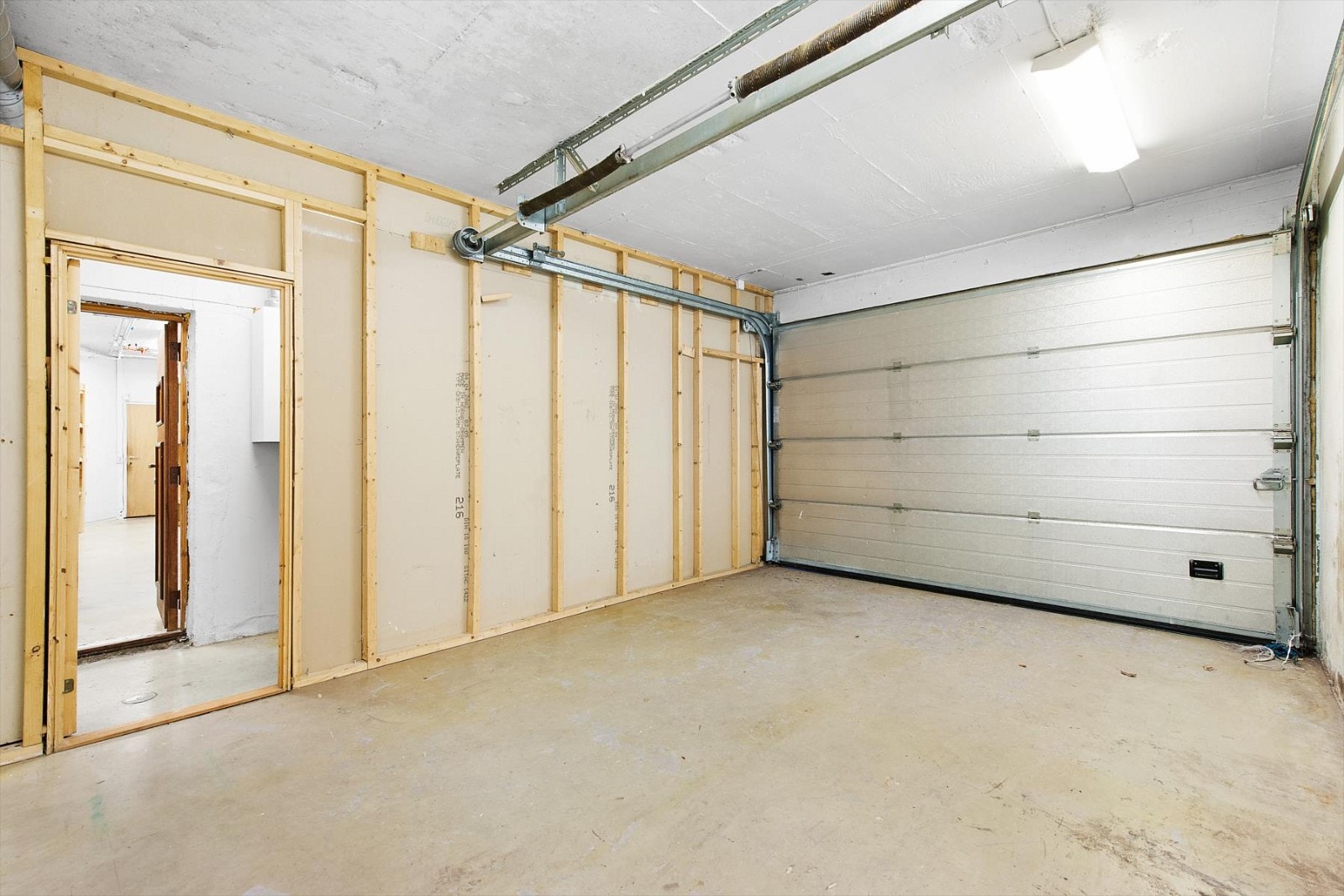 Adkomst fra innvendig lager. Galleribilde