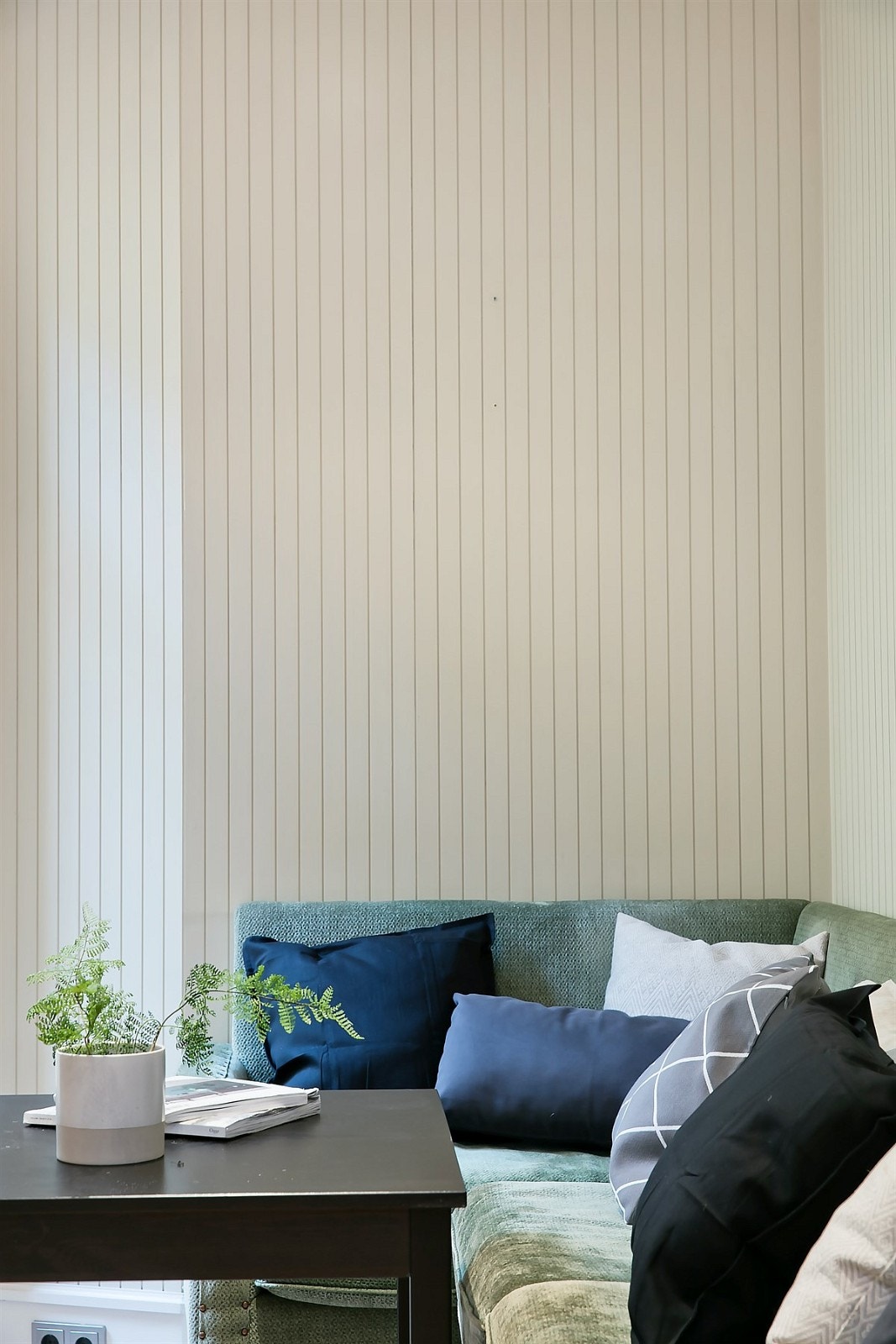 Lekker snekkerbygd hjørnesofa Galleribilde