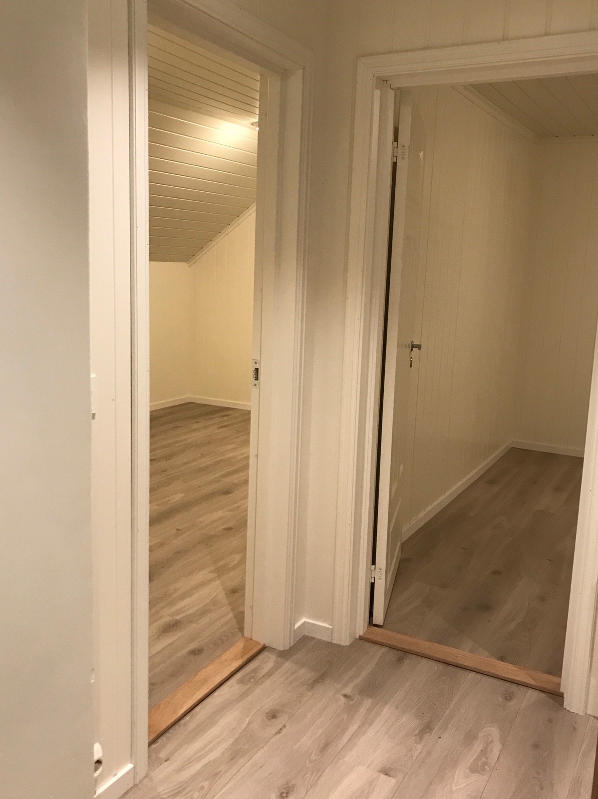 Gang 2.etasje (loftstue og soverom 1) Galleribilde