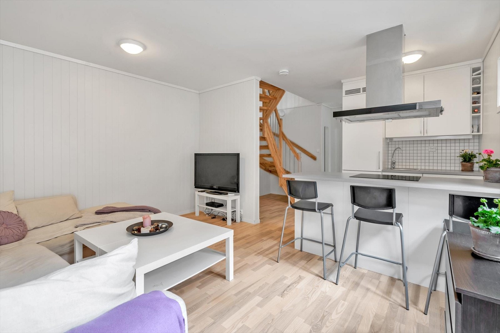 Åpen løsning med kjøkken Galleribilde