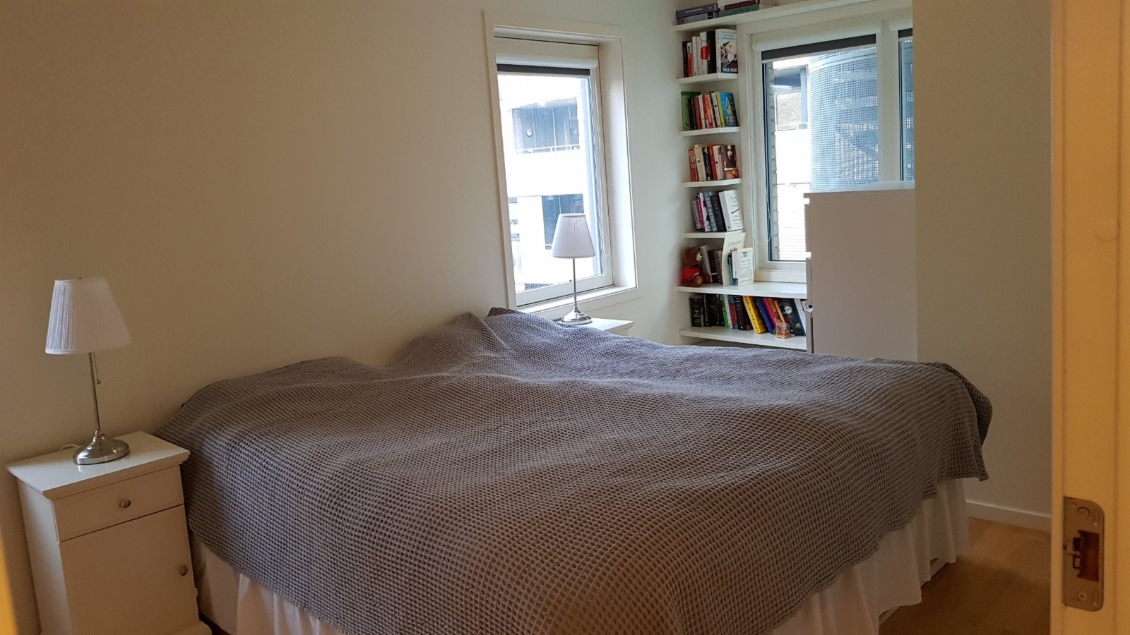 Stort hovedsoverom, seng følger med Galleribilde