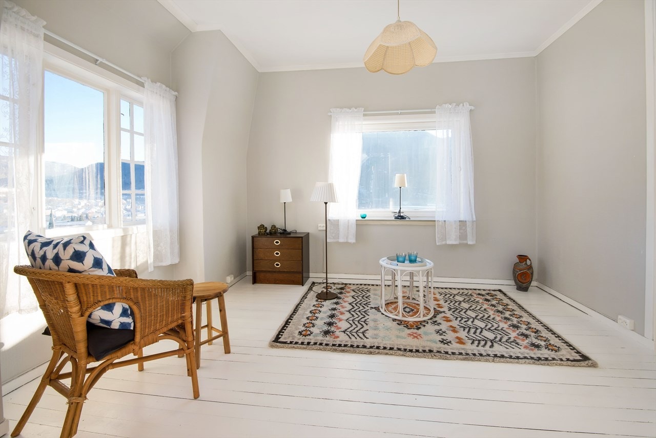 Loftestue-3.JPG Galleribilde