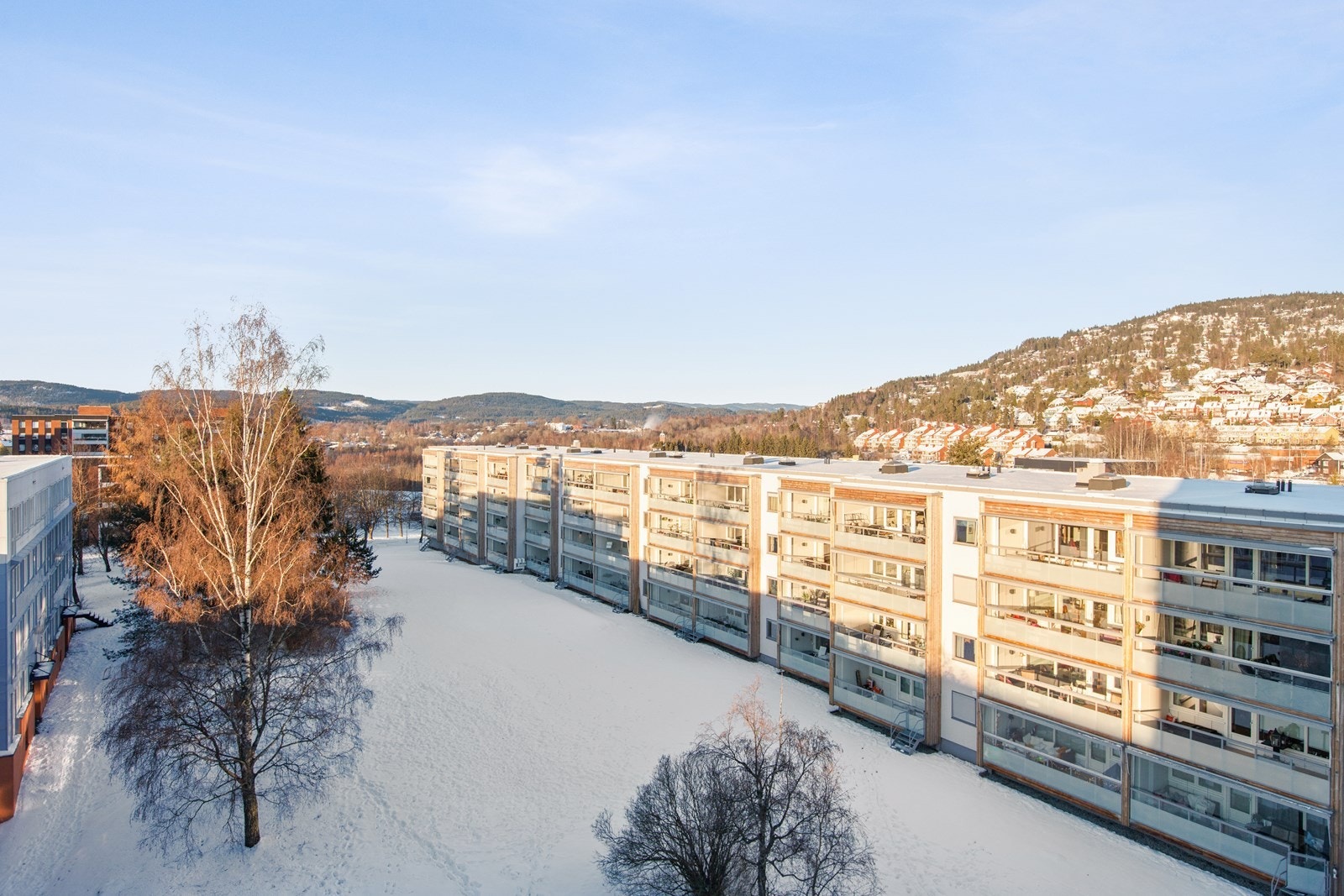 Utsikt fra balkong Galleribilde