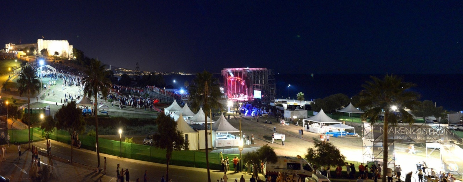 Det arrangeres konserter, ferstivaler etc i området i og rundt historiske Castillo Sohail. Galleribilde