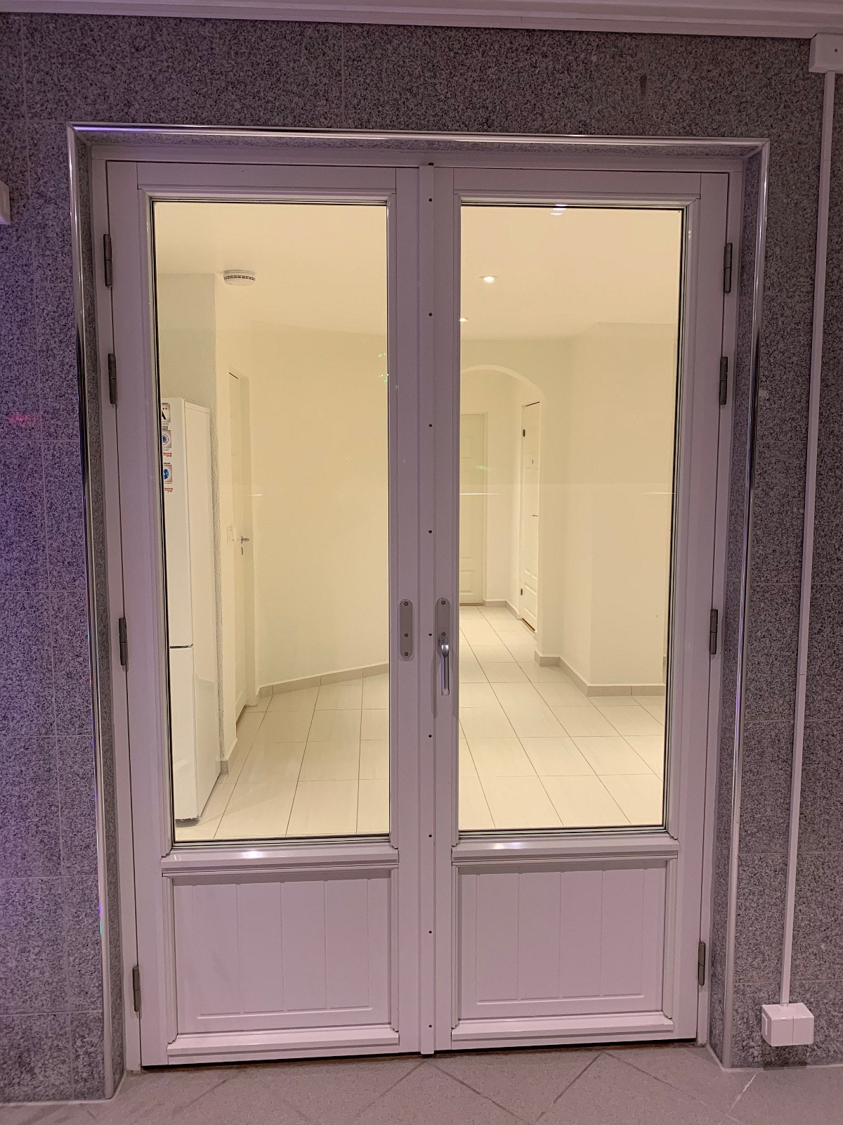 Inngang fra sommerstue Galleribilde