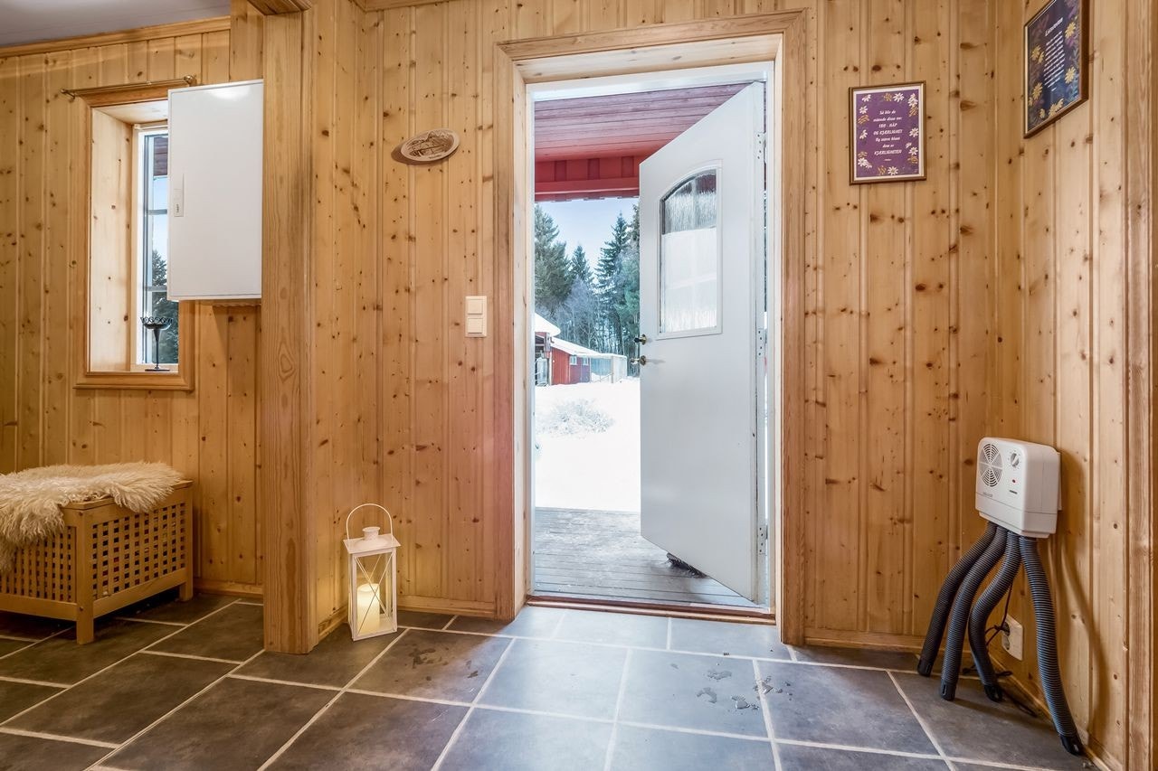 Velkommen inn i den romslige hallen! Galleribilde