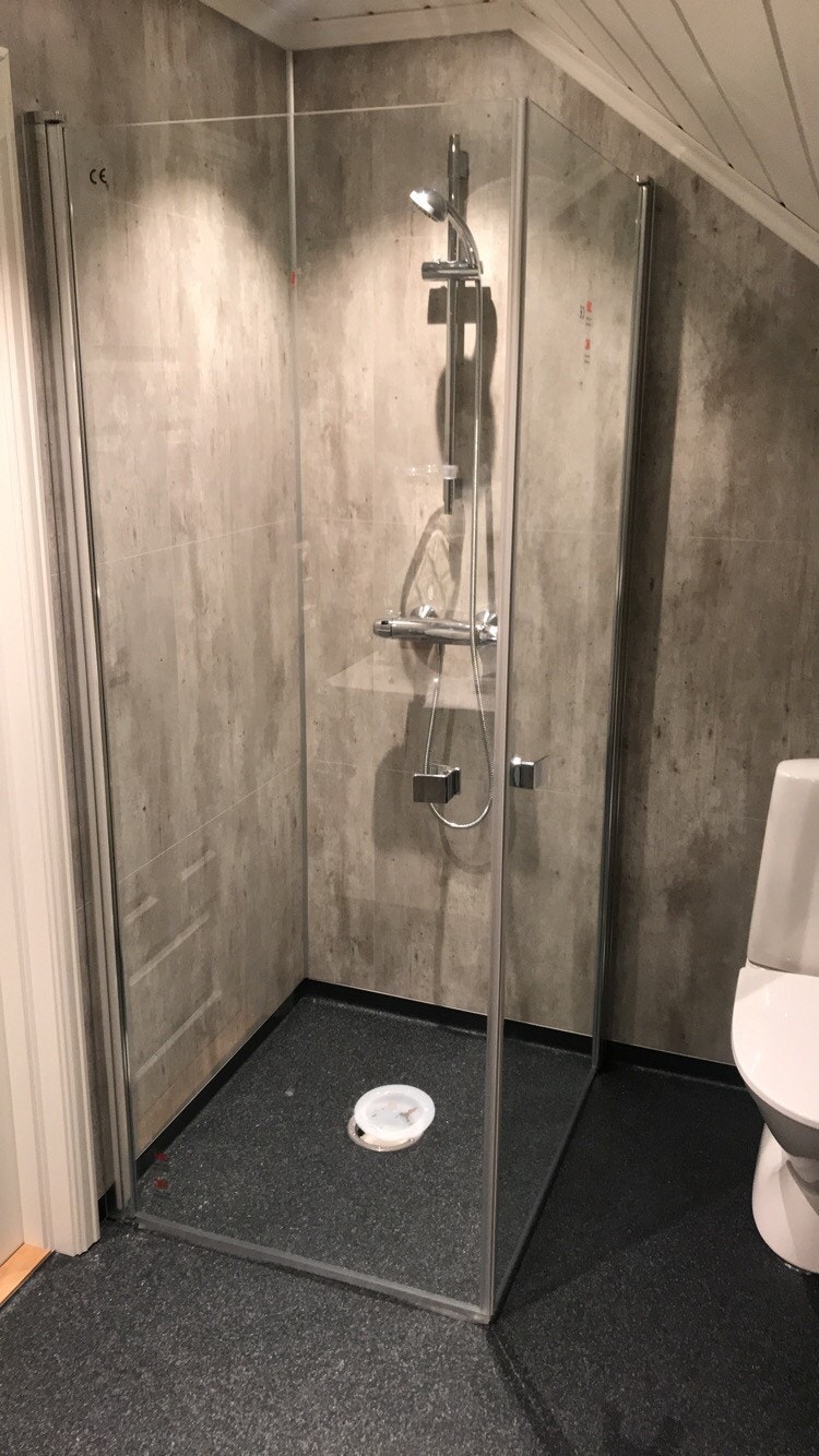 Dursj på badet Galleribilde