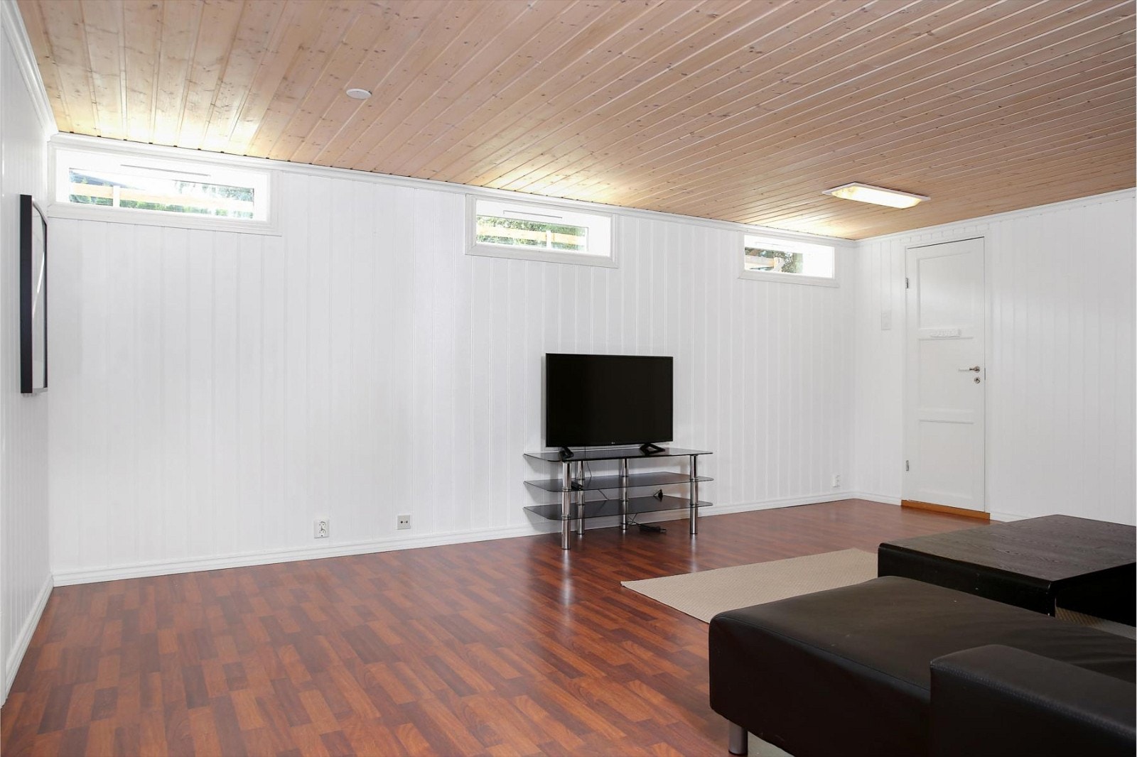 Inngang til badstue og uferdig dusjrom! Galleribilde