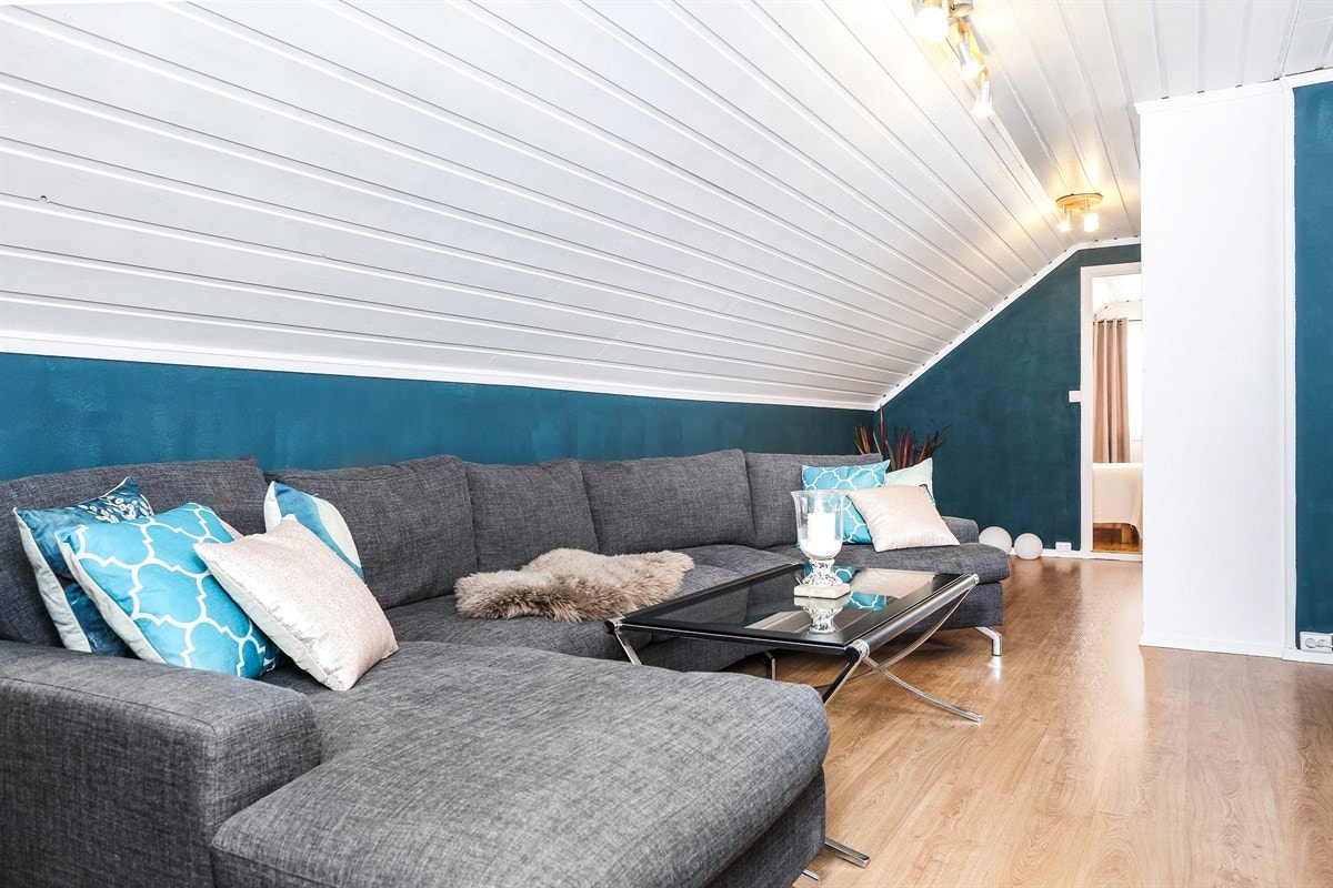 Hyggelig sittegruppe i boligens andre etasje. Galleribilde