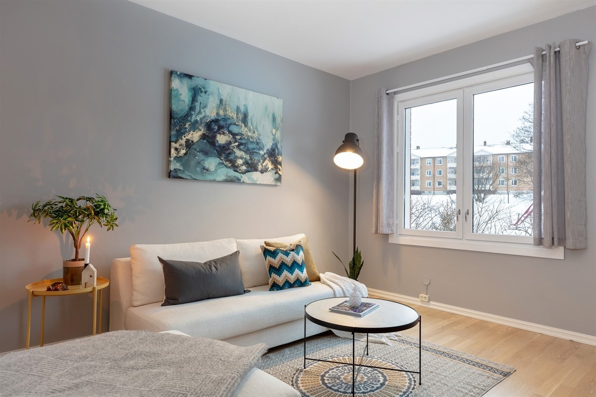 Veggene er nyere malt og i flotte farger Galleribilde