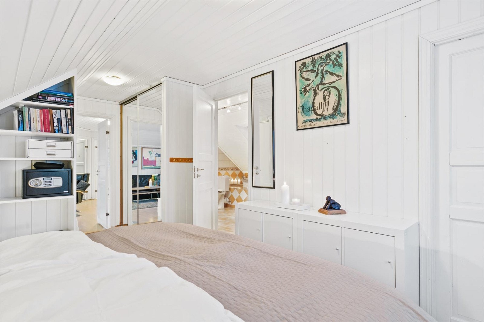 Soverom. Galleribilde