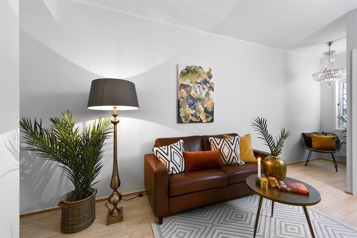 Romslig og fin stue. Galleribilde