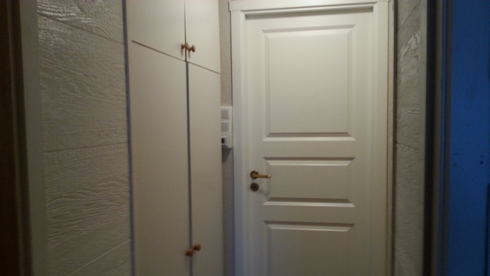 gang med skap Galleribilde
