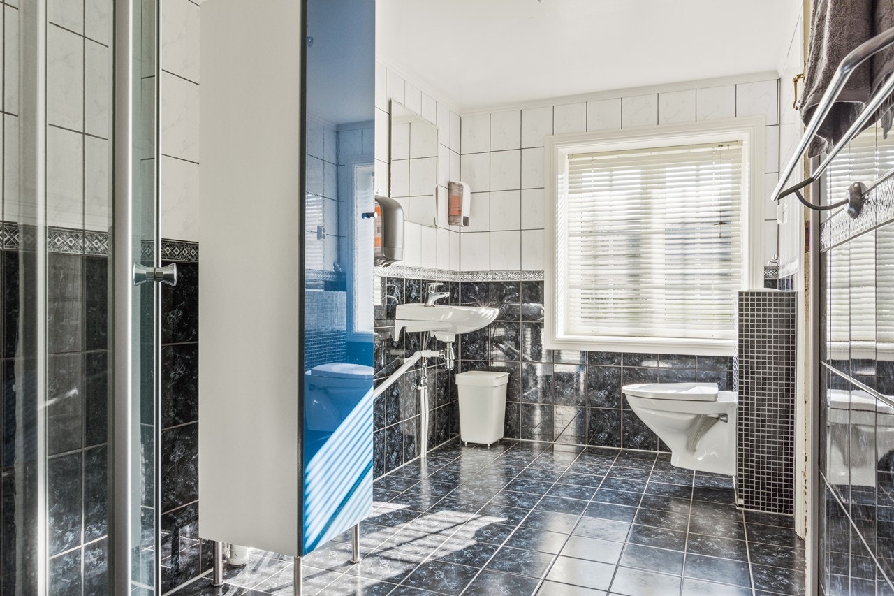 Begge badene finner man i 2.etg Galleribilde