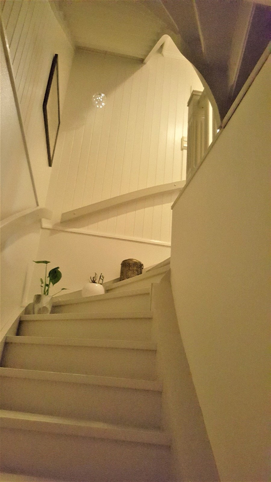 Trapp til 2. etg Galleribilde