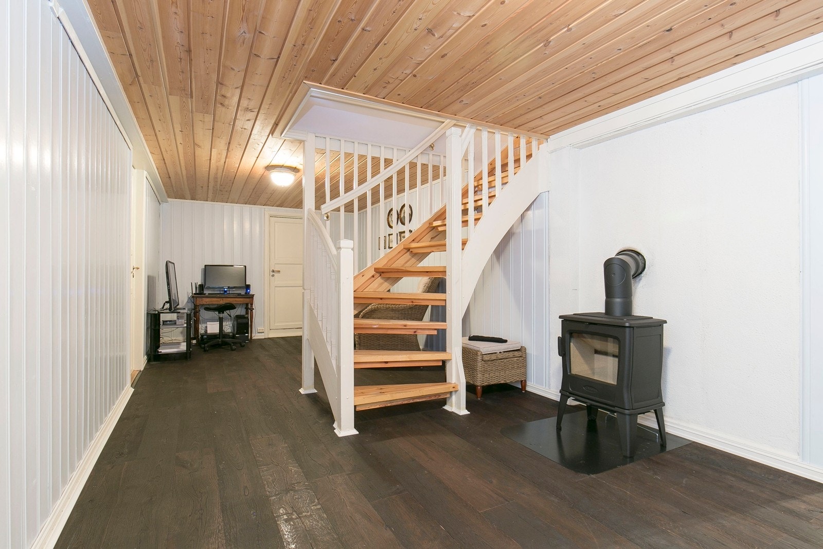 Gang underetasjen Galleribilde