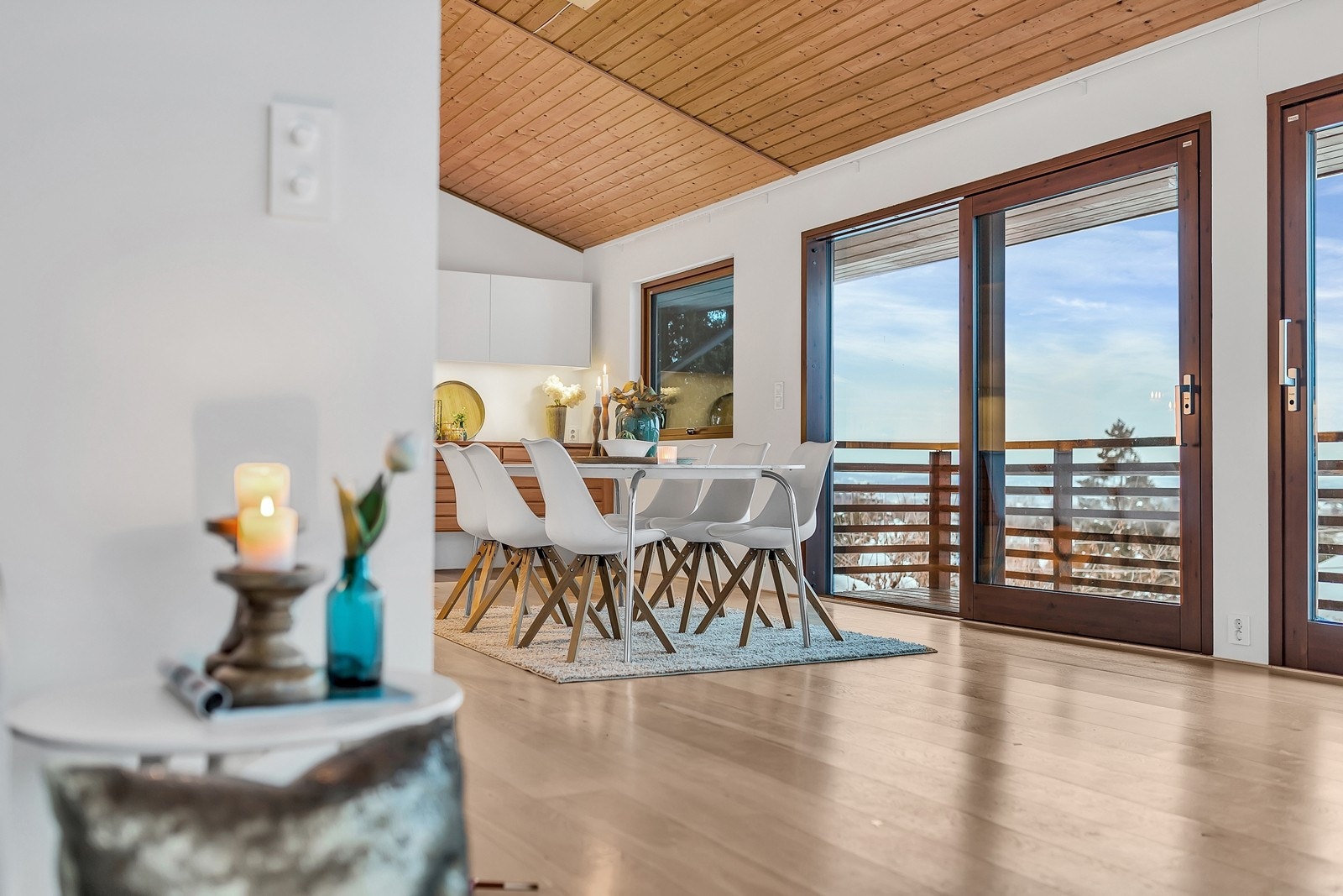 Spisestue med terrassedør Galleribilde