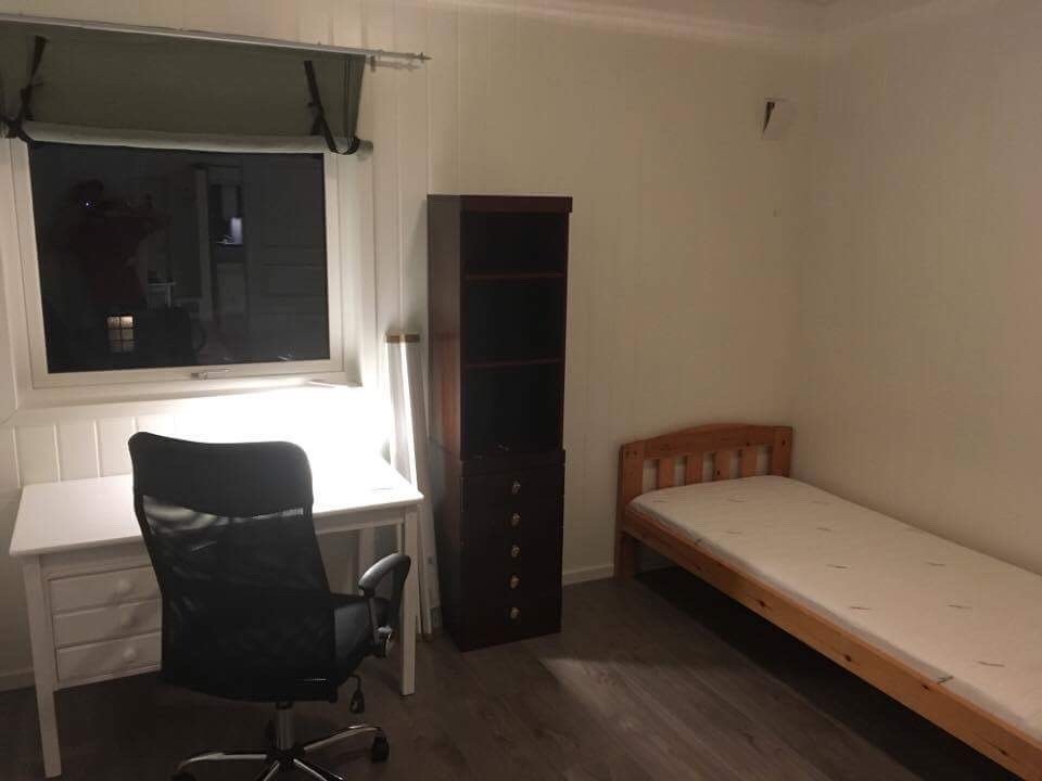 Rom2. LEDIG Galleribilde