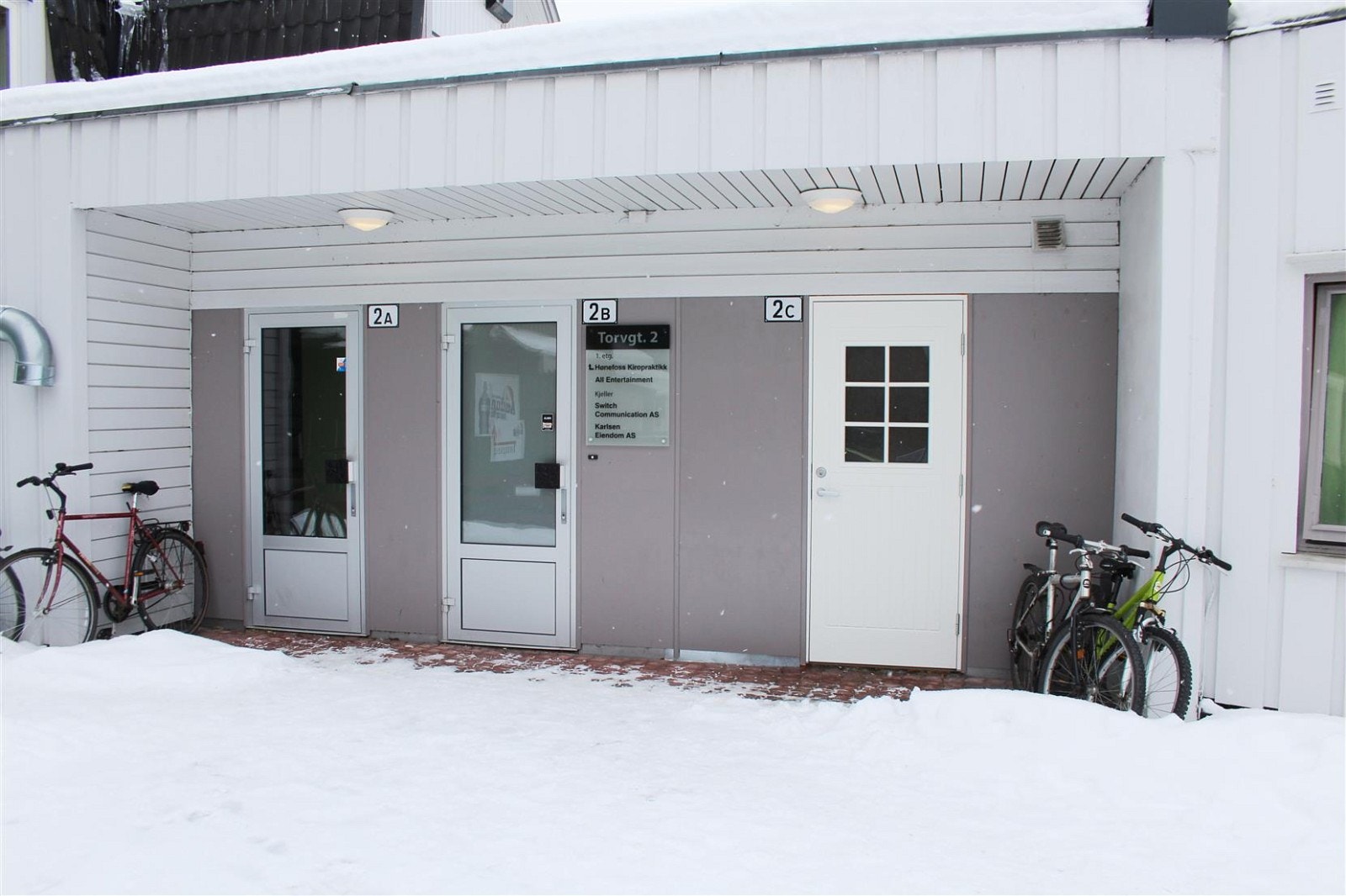 Inngangspartiet i bakgården til Torvgata 2A, 2B og 2C. Galleribilde