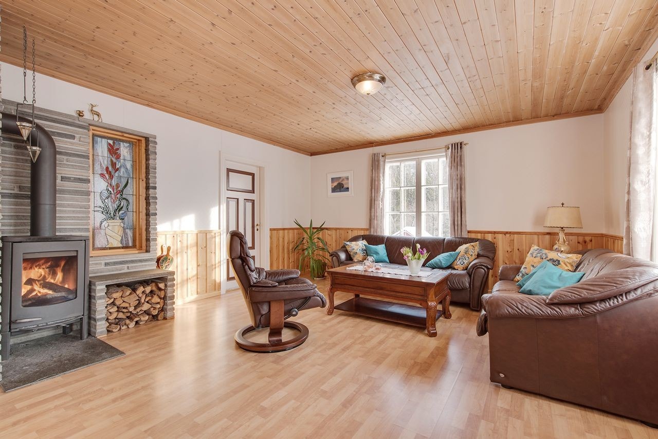 Romslig og hyggelig stue. Galleribilde