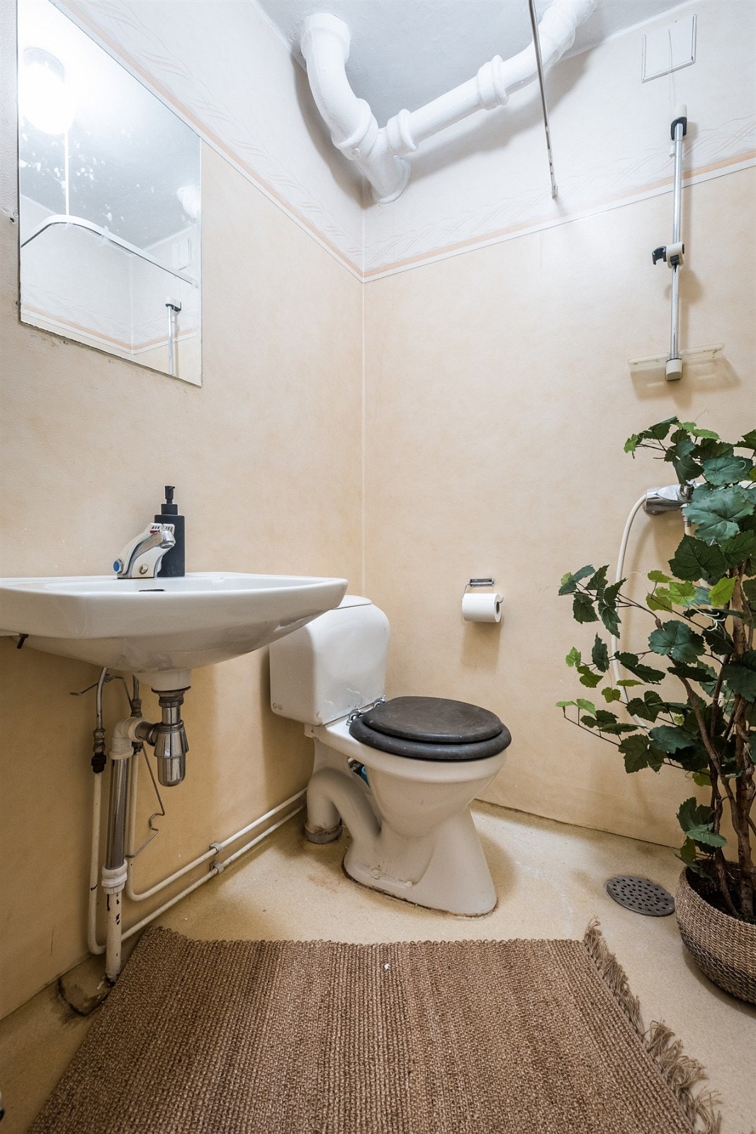 Bad med wc og dusj Galleribilde