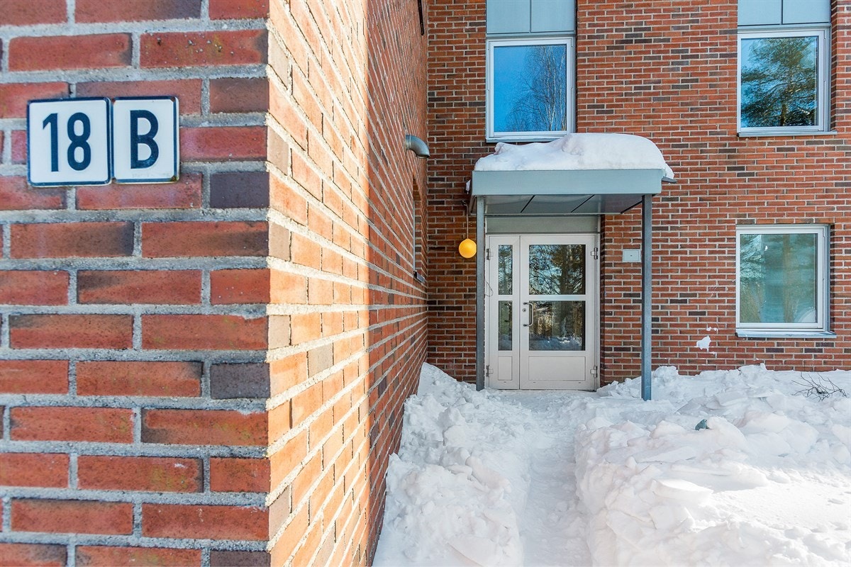 Egen inngangsdør til leiligheten. Galleribilde