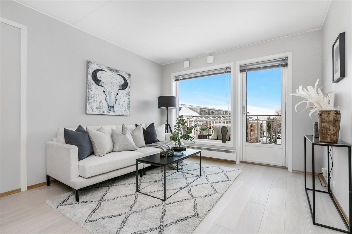 Vidar Tangstad (452 16 222) ved Schala & Partners har gleden av å vise og presentere denne flotte leiligheten i Alnagata 14! Galleribilde