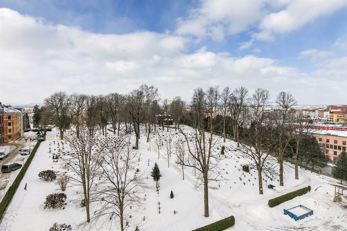 Utsikt fra balkong. Galleribilde
