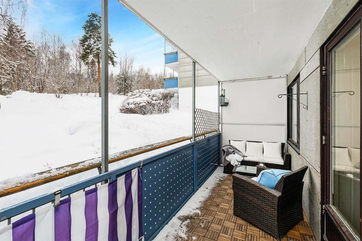 Hyggelig balkong. Galleribilde