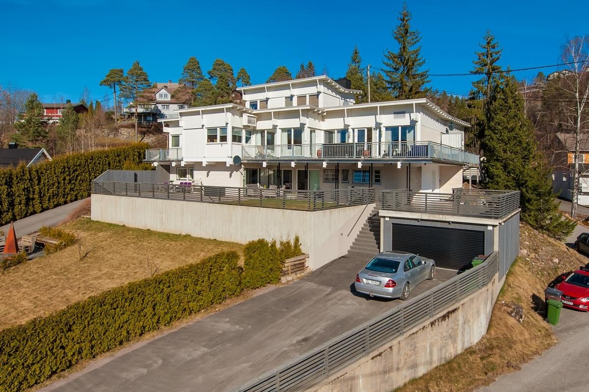 Fasade - sommer Galleribilde