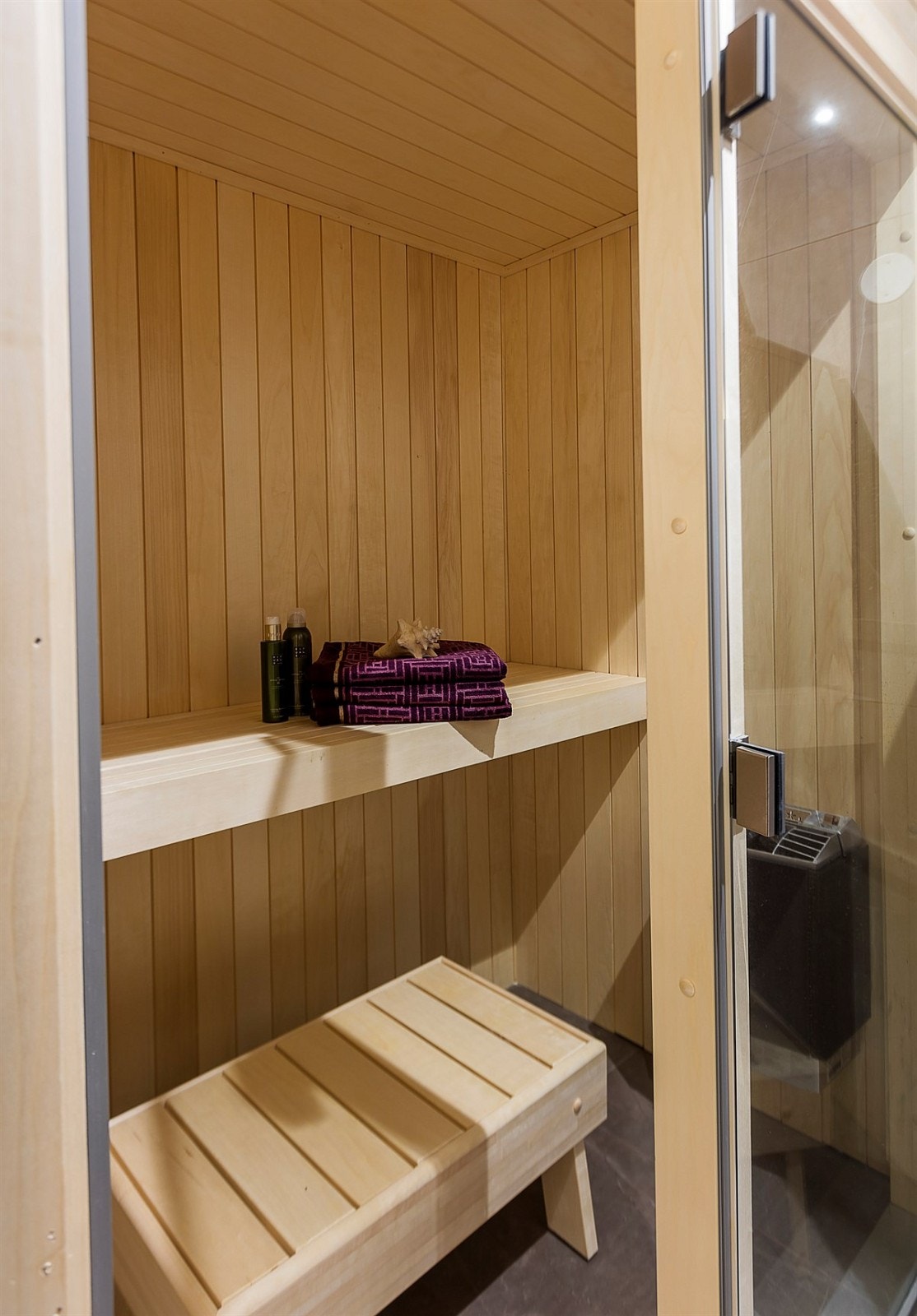 Steambadstu. Galleribilde