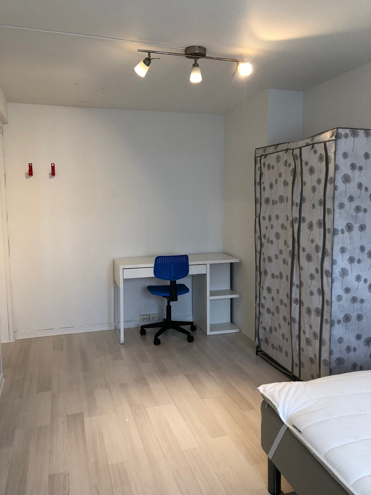 Ett tilfeldig soverom Galleribilde