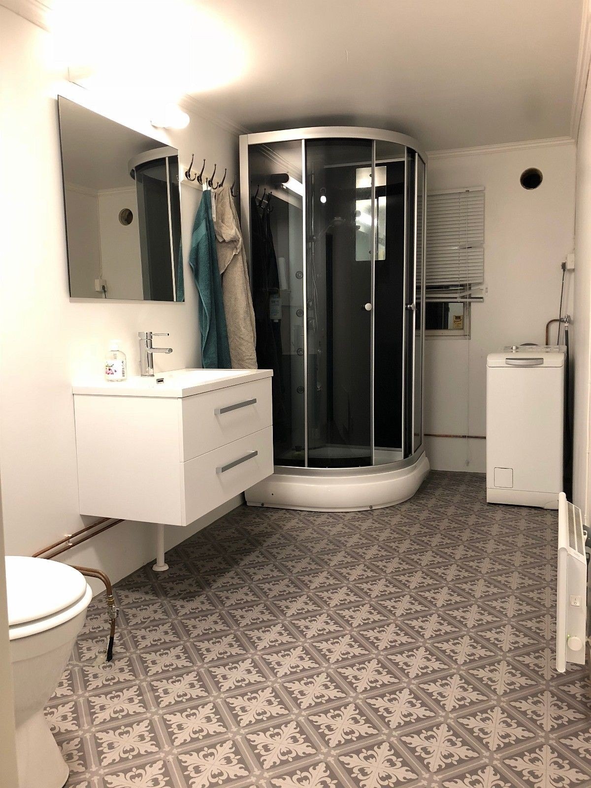 Bad 1/3 Galleribilde