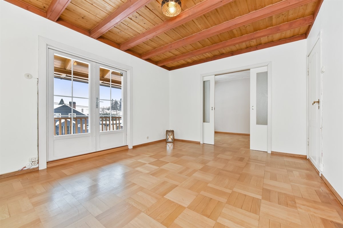 Soverom nr. 2 sett inn mot soverom nr. 3. Galleribilde