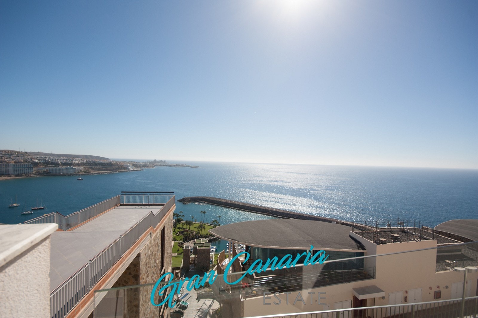 Beliggenhet som ruver over alt annet rundt. Galleribilde