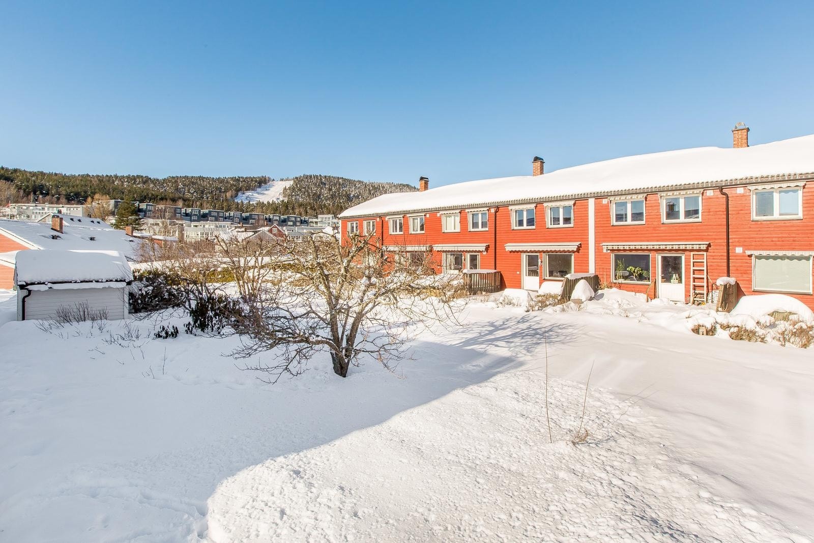 Velkommen til Selvbyggerveien 75 - Sletta borettslag! Galleribilde