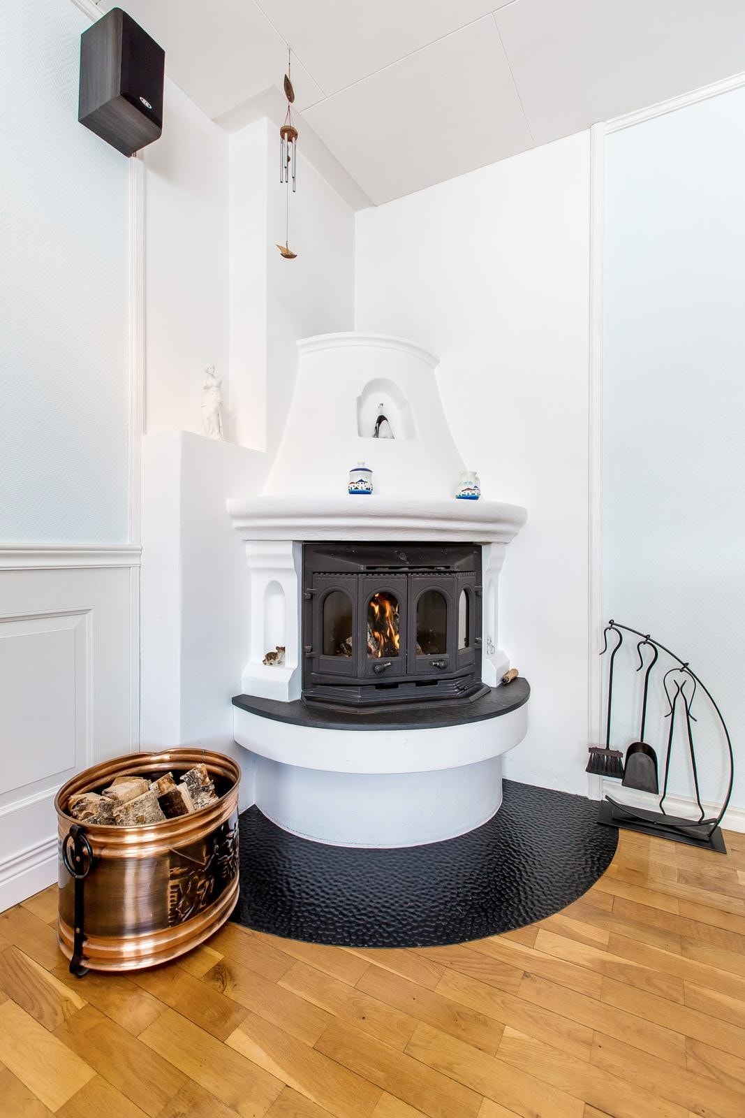 Peis som varme godt i kalde vinterkvelder. Galleribilde