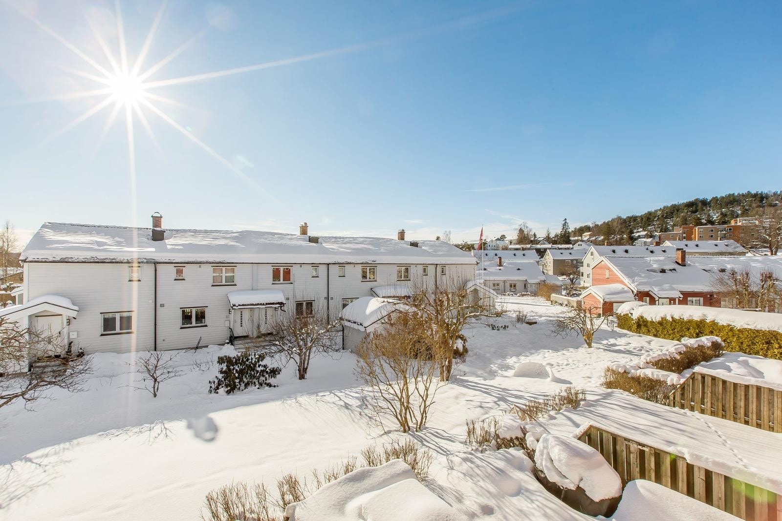 Utsikt mot nærområdet. Galleribilde