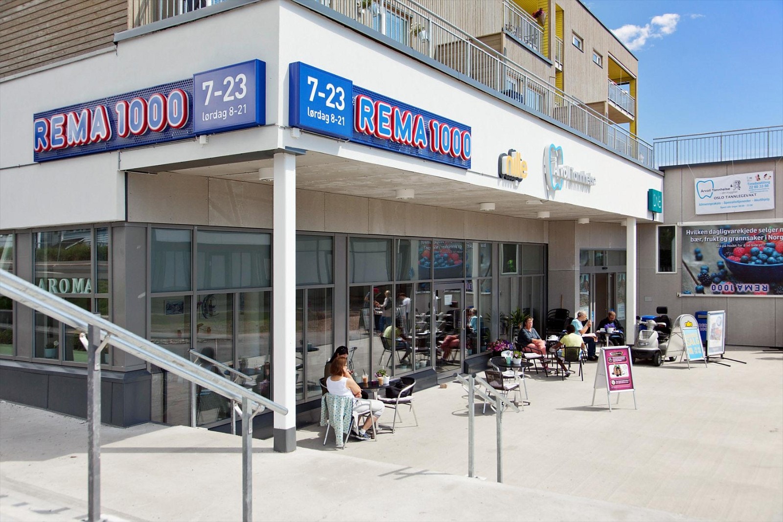 Nye Årvoll senter i gangavstand Galleribilde