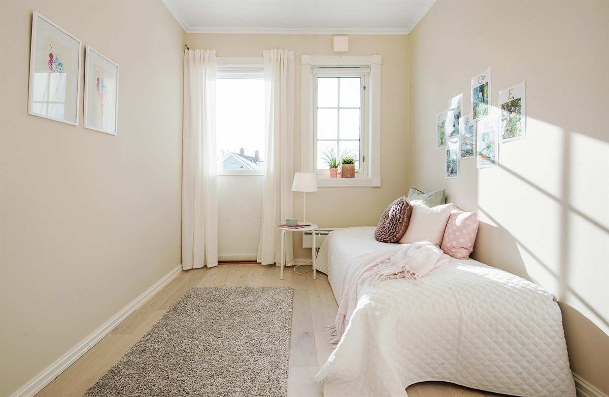 Soverom nr. 3 med utgang til egen veranda Galleribilde